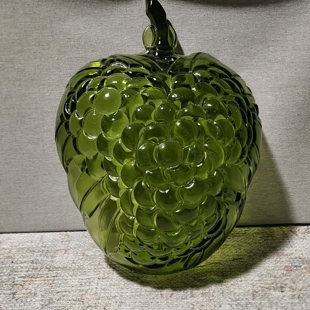 Vintage Indiana Green Iridescent Glass Bowl Grapes Serving Fruit Dish